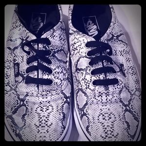 Authentic Vans Snake skin edition